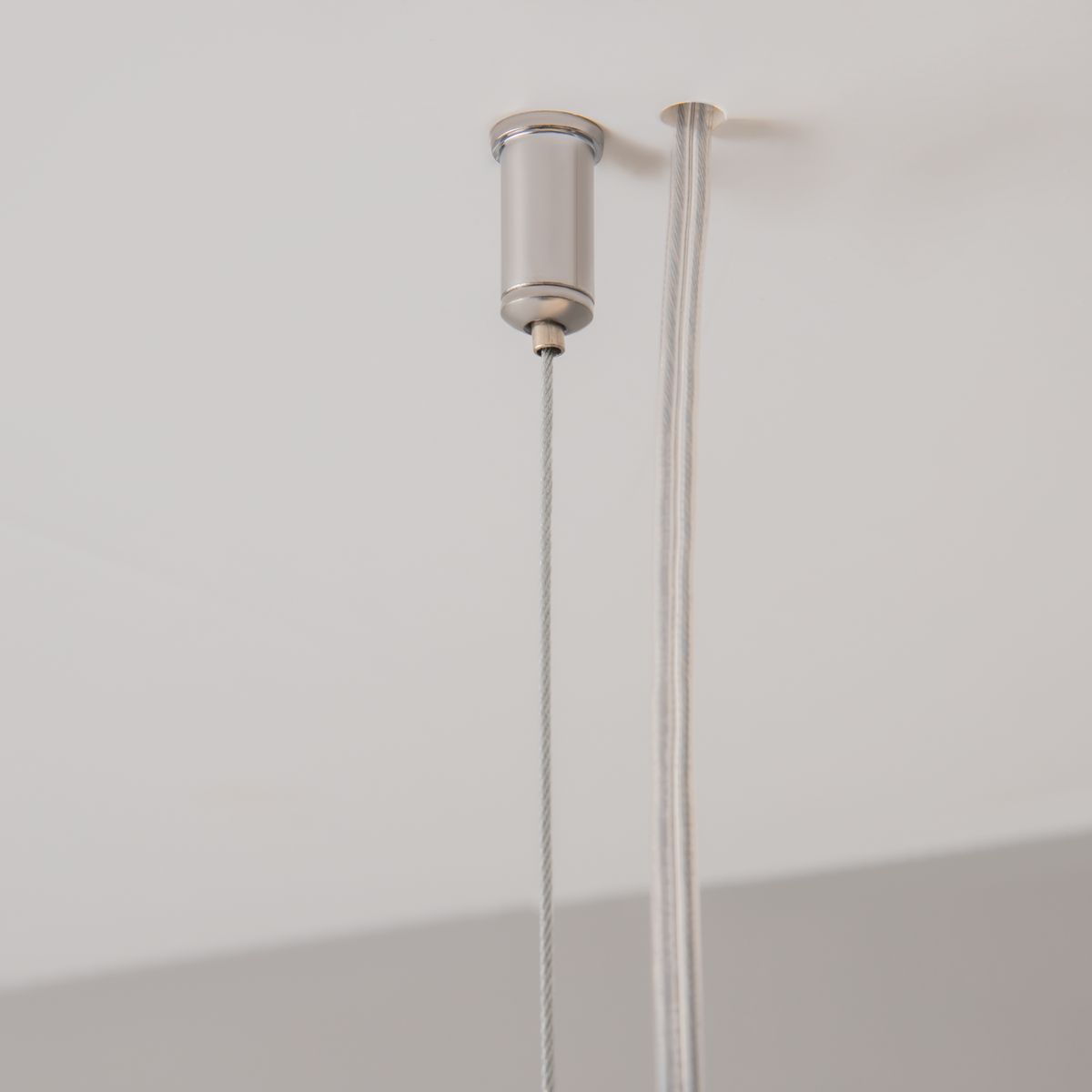 Подвесной светодиодный светильник Maytoni Vinder P050PL-L40B4K 2