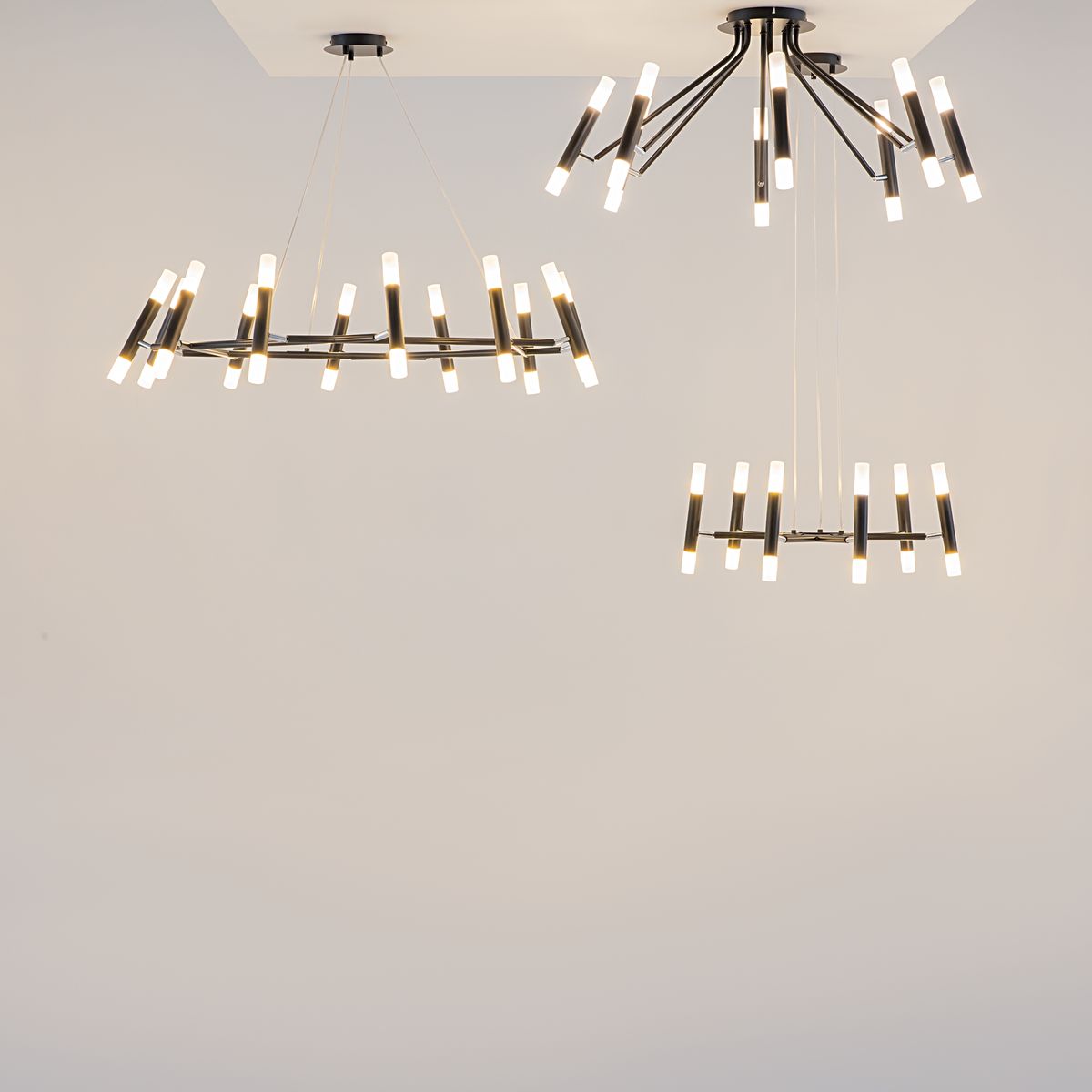 Подвесная люстра Maytoni Vigo MOD031PL-24B 1