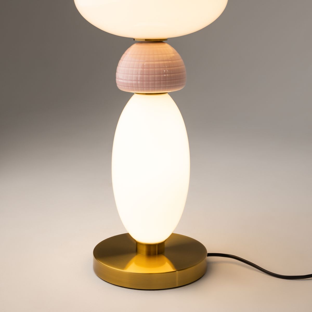 Настольная лампа Maytoni Adore MOD297TL-L24BS3K 2