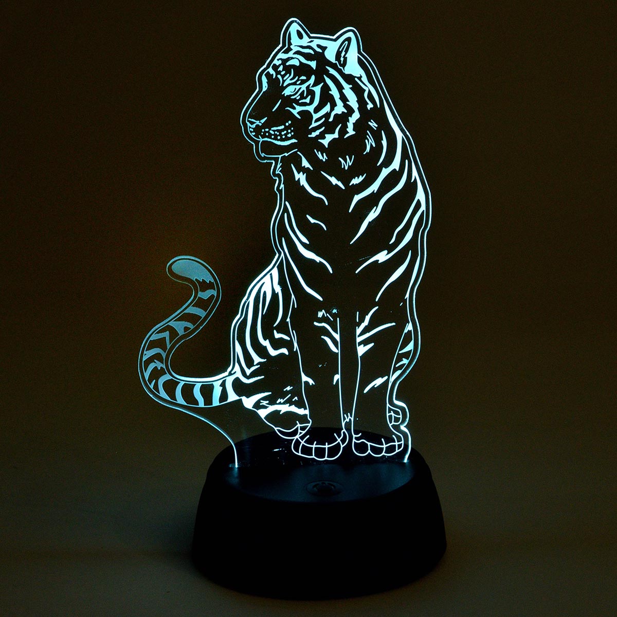 Светодиодная фигура Uniel ULI-M507 RGB/3AA Tiger/Black UL-00008402 3