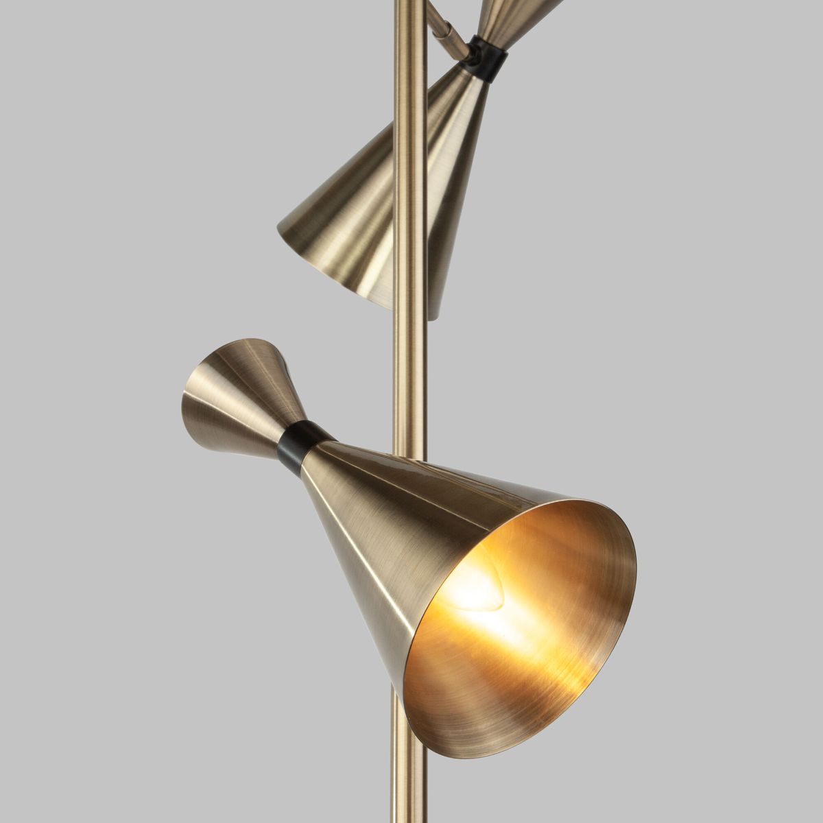 Торшер Bogates Glustin 01109/2 3