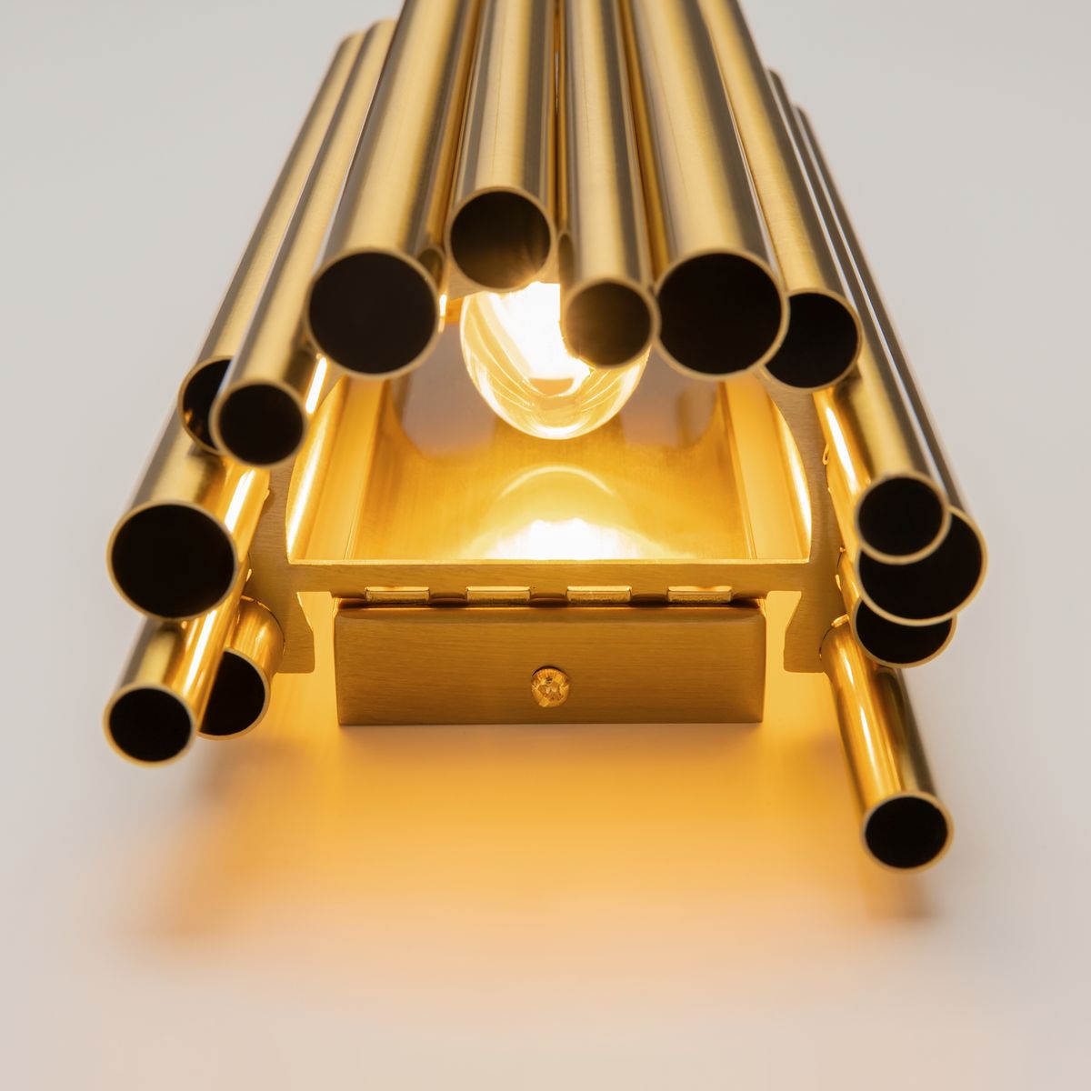 Настенный светильник Maytoni Coliseo MOD136WL-01BS 2