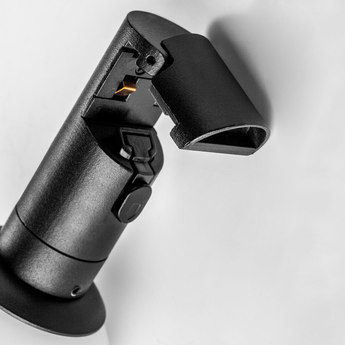 Трековый светодиодный светильник Lightstar Due 207837 2