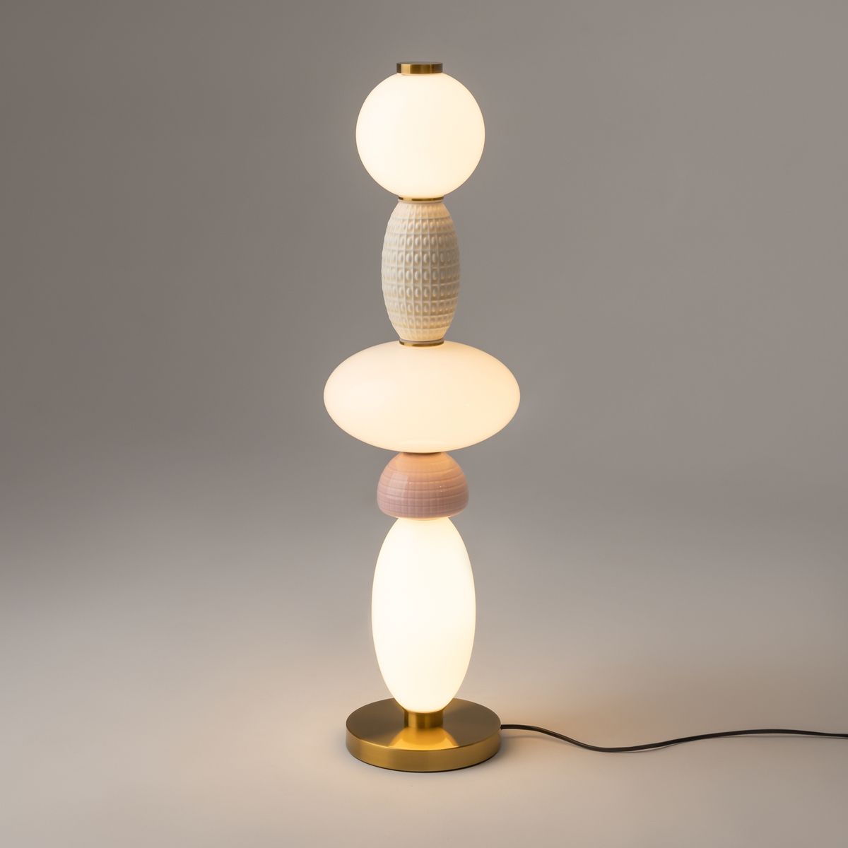 Настольная лампа Maytoni Adore MOD297TL-L24BS3K 4