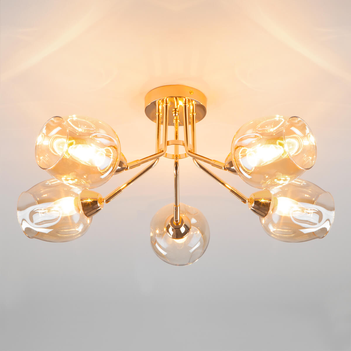 Потолочная люстра Eurosvet Marci 30164/5 золото 3