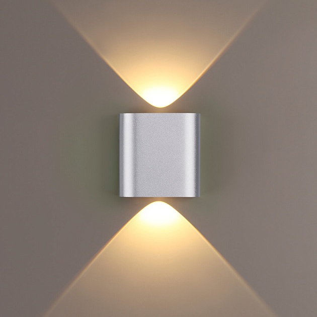 Настенный светодиодный светильник Odeon Light Hightech Magnum 4213/2WL Фото № 5