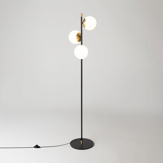 Торшер Maytoni Nostalgia MOD048FL-03G Фото № 8