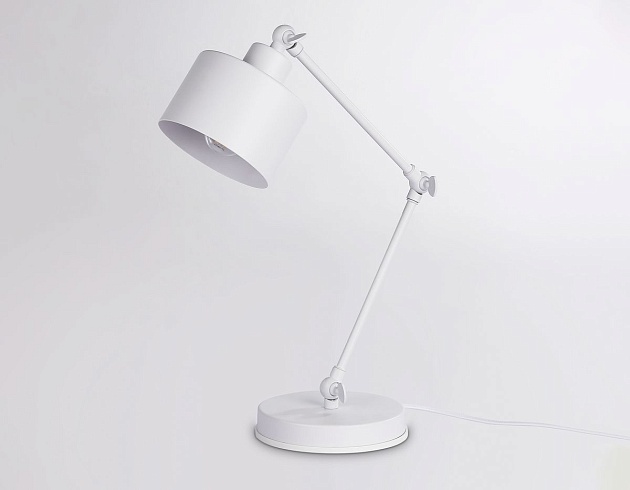 Настольная лампа Ambrella light Traditional TR8152 Фото № 5