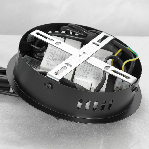 Подвесной светодиодный светильник Lussole Loft BEND LSP-7069 изображение 2 Подвесной светодиодный светильник Lussole Loft BEND LSP-7069 Фото № 2