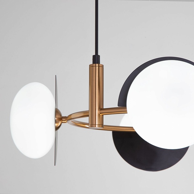 Подвесная люстра Eurosvet Moity 70150/4 черный/латунь изображение 3 Подвесная люстра Eurosvet Moity 70150/4 черный/латунь Фото № 3