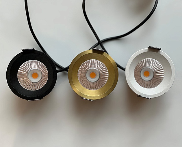 Встраиваемый светодиодный светильник Italline IT08-8035 black 3000K изображение 4 Встраиваемый светодиодный светильник Italline IT08-8035 black 3000K Фото № 4