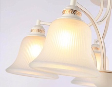 Потолочная люстра Ambrella light Traditional TR3050 3