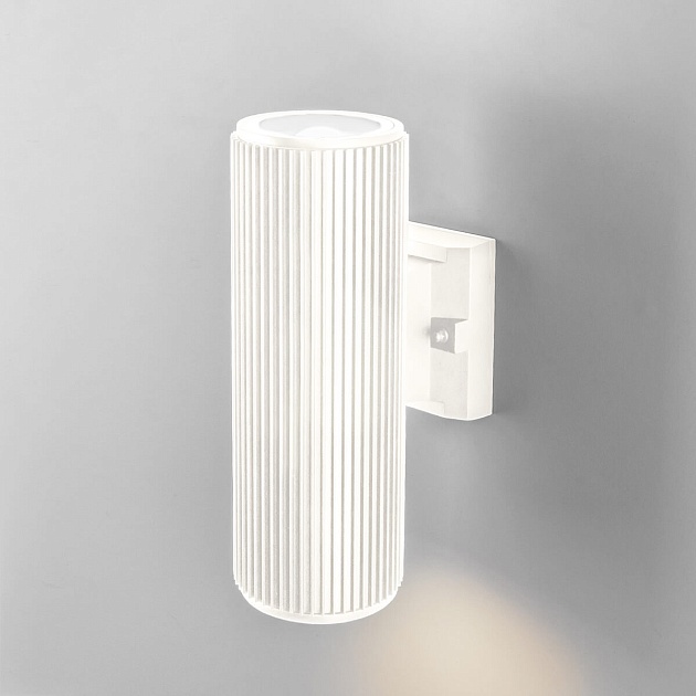 Уличный настенный светильник Elektrostandard 1403 Techno a057008 изображение 1 Уличный настенный светильник Elektrostandard 1403 Techno a057008 Фото № 1