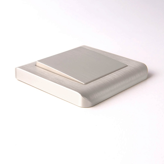 Выключатель одноклавишный Werkel перламутровый рифленый W1110013 4690389160783 изображение 4 Выключатель одноклавишный Werkel перламутровый рифленый W1110013 4690389160783 Фото № 4