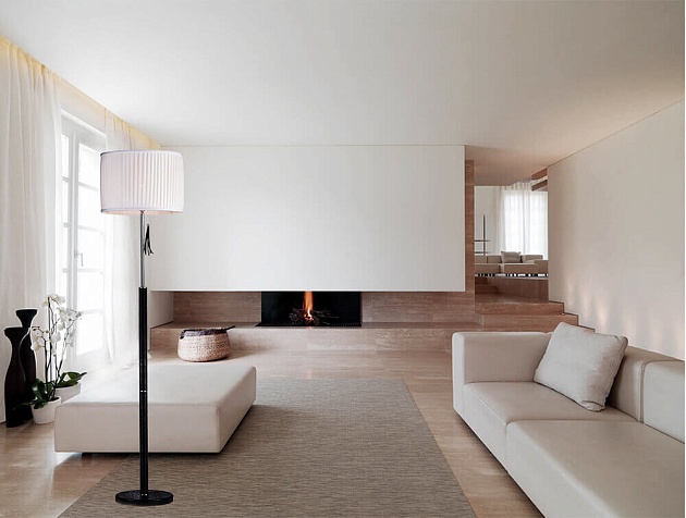 Торшер Lucia Tucci Pelle Nerre F2019.1 изображение 3 Торшер Lucia Tucci Pelle Nerre F2019.1 Фото № 3