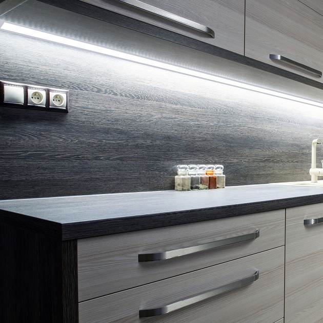 Профиль угловой накладной черный 1м. Apeyron 08-07-01Ч Фото № 5