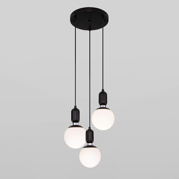 Подвесной светильник Eurosvet 50151/3 черный изображение 1 Подвесной светильник Eurosvet 50151/3 черный Фото № 1