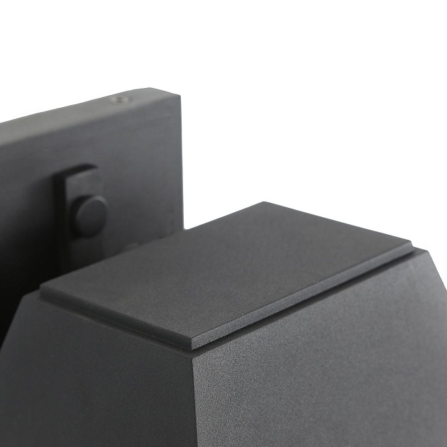 Уличный настенный светодиодный светильник Favourite Trapezium 4300-1W Фото № 3