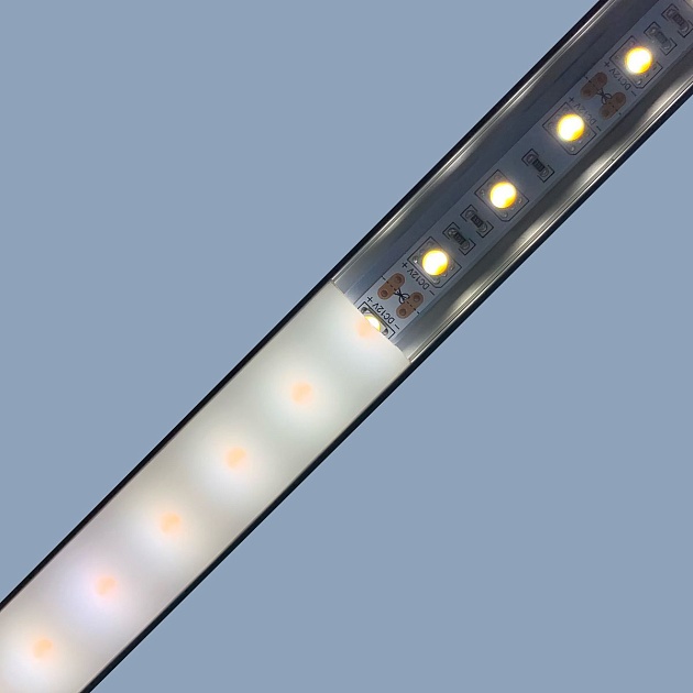 Профиль угловой накладной с рассеивателем черный/белый 1м. Apeyron 08-07-ЧБ Фото № 7