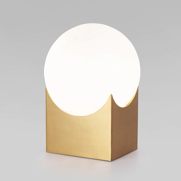 Настольная лампа Eurosvet Pax 01167/1 латунь изображение 1 Настольная лампа Eurosvet Pax 01167/1 латунь Фото № 1