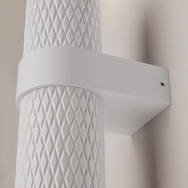 Бра Maytoni Technical Focus Design C069WL-02W изображение 3 Бра Maytoni Technical Focus Design C069WL-02W Фото № 3