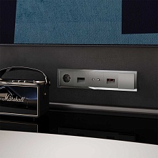 Рамка стеклянная Voltum S70 на 5 постов, (титан, стекло) VLS110506 3