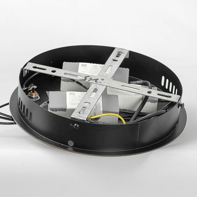 Подвесной светодиодный светильник Lussole Taylor LSP-7211 изображение 2 Подвесной светодиодный светильник Lussole Taylor LSP-7211 Фото № 2