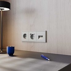 Рамка пластиковая Voltum S70 на 3 поста, (сталь) VLS100305 1