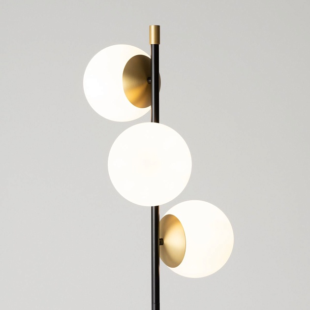 Торшер Maytoni Nostalgia MOD048FL-03G Фото № 6