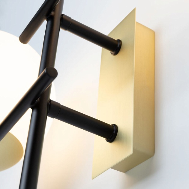 Бра Maytoni Nostalgia MOD050WL-02G Фото № 3