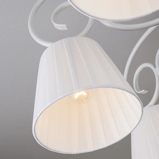 Подвесная люстра Bogates 303/8 изображение 3 Подвесная люстра Bogates 303/8 Фото № 3